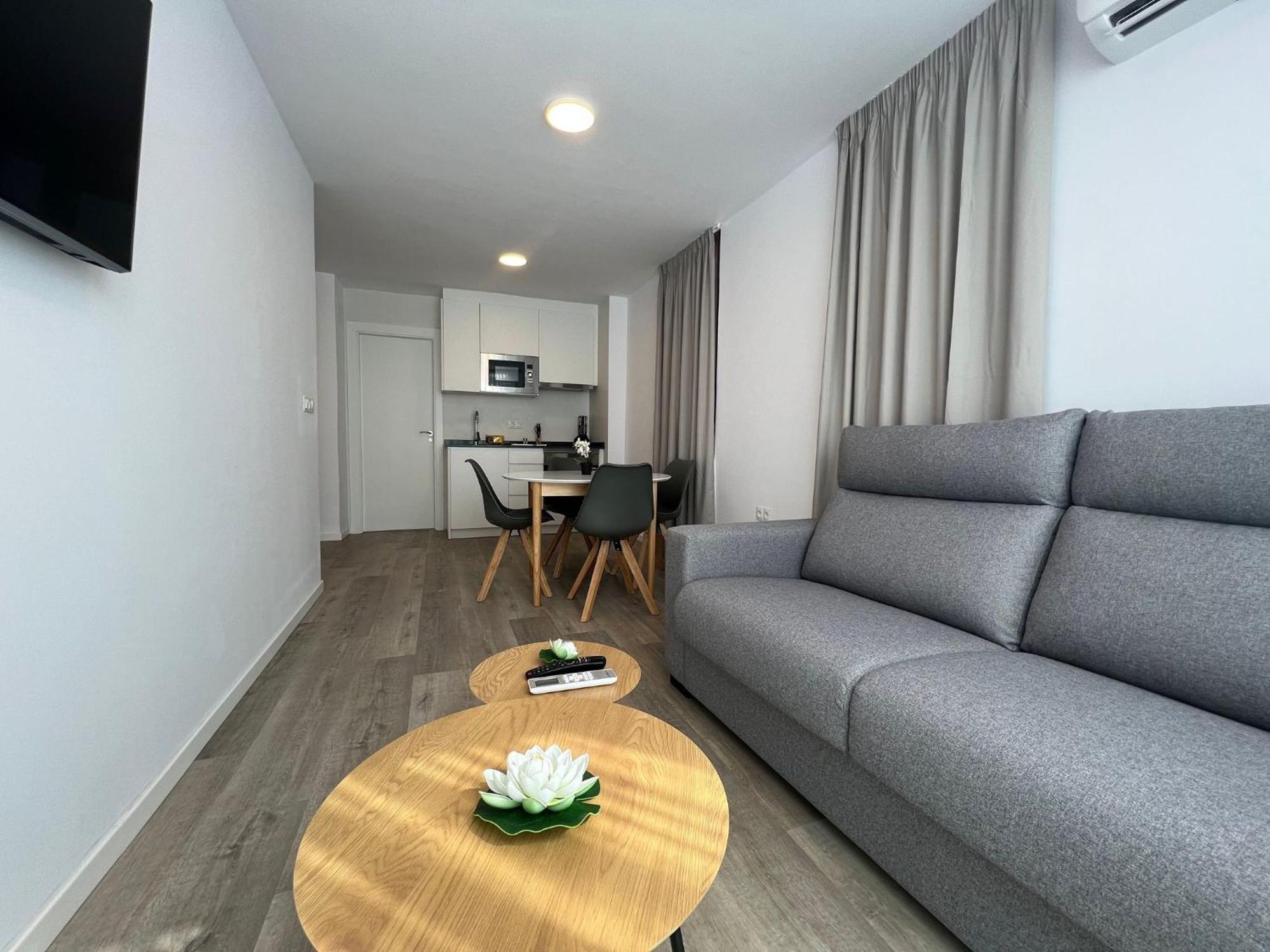 Apartamentos Aurea Pal 8 Y Gran Atenea Esperanto 5 Benidorm Zewnętrze zdjęcie